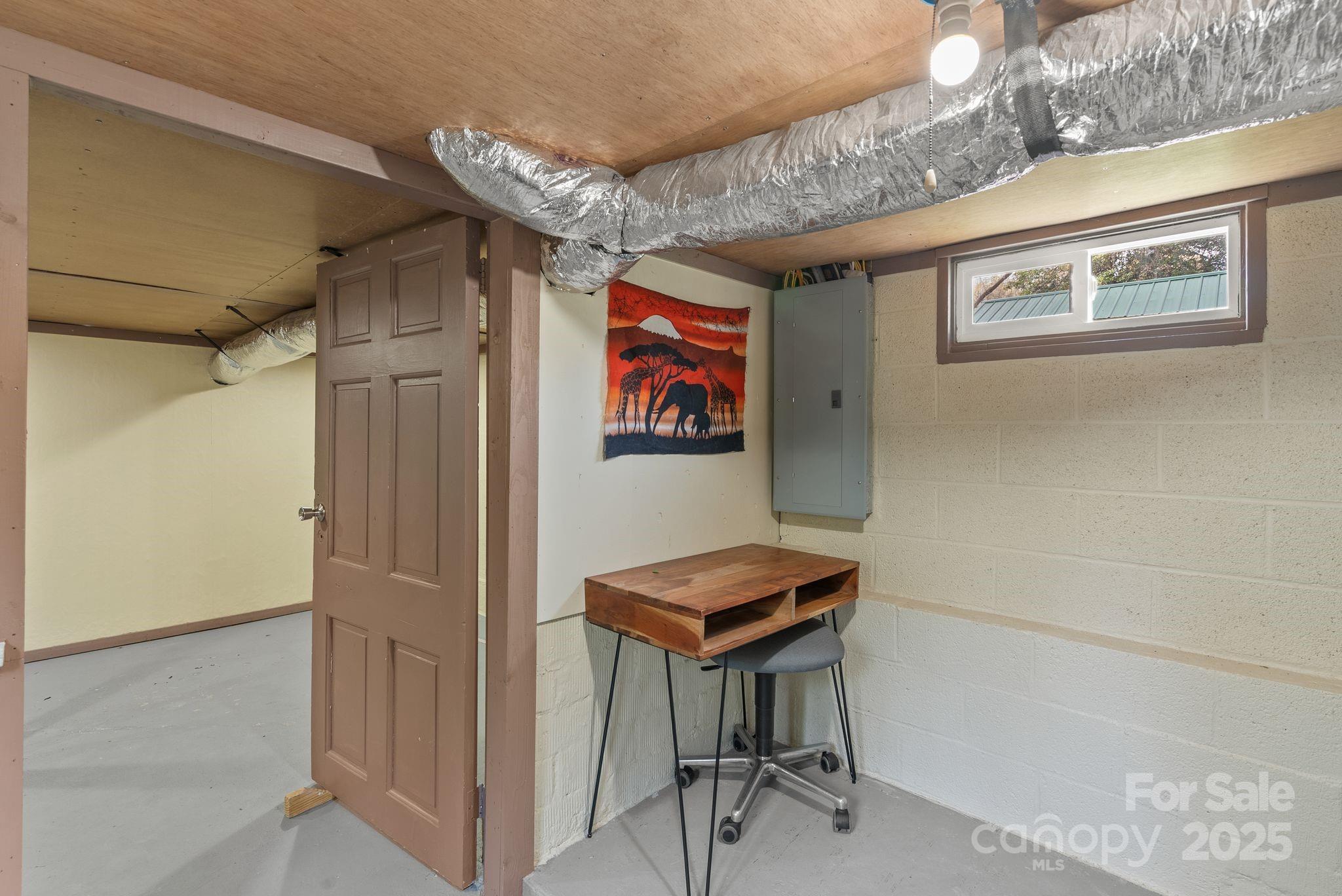 40 W Oakview Road Asheville NC 28806
