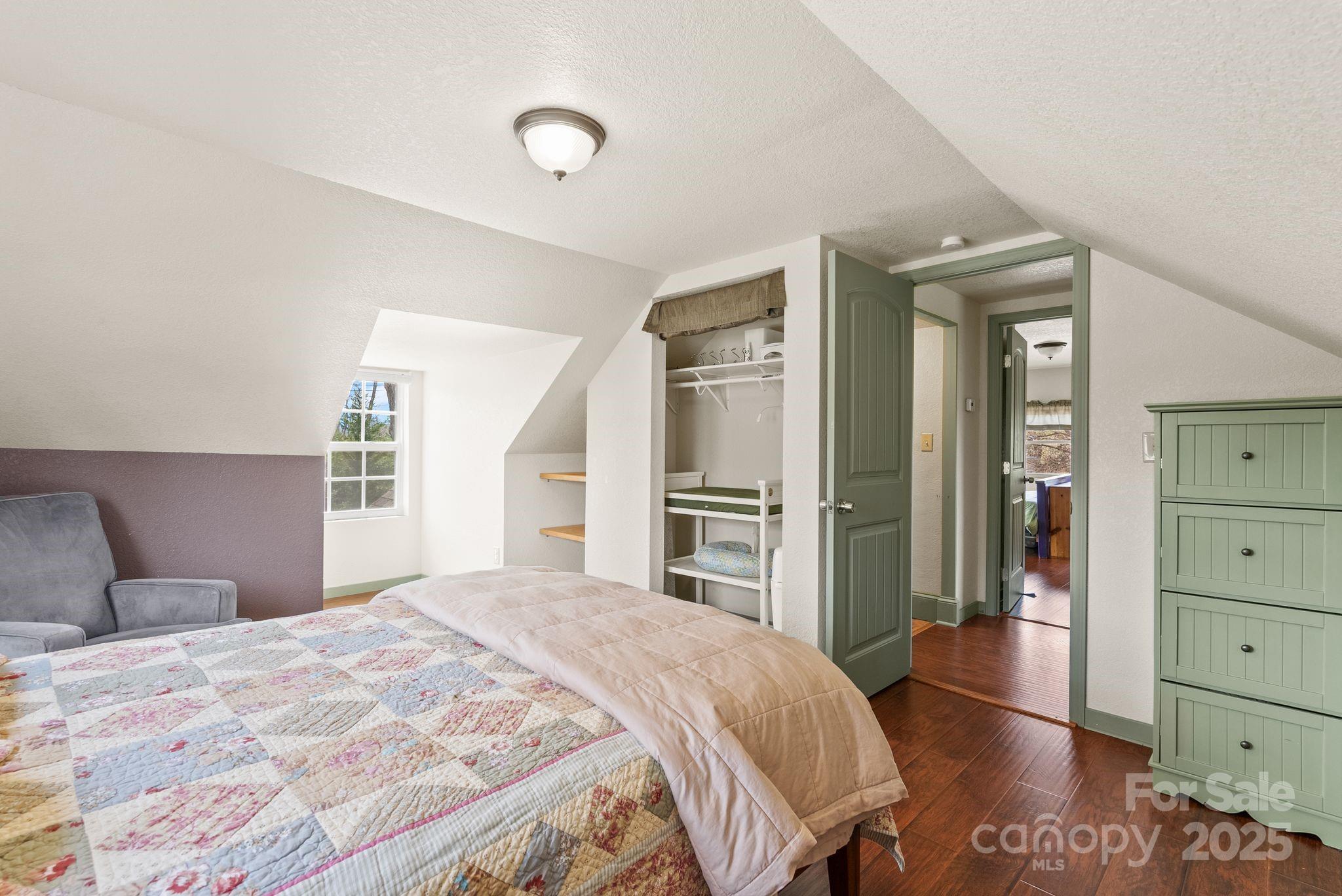 40 W Oakview Road Asheville NC 28806