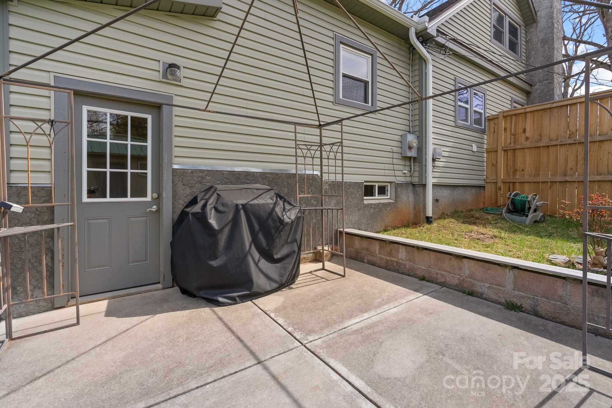 40 W Oakview Road Asheville NC 28806