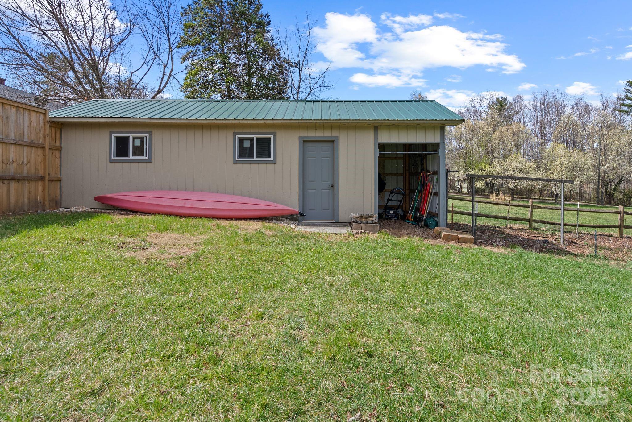 40 W Oakview Road Asheville NC 28806