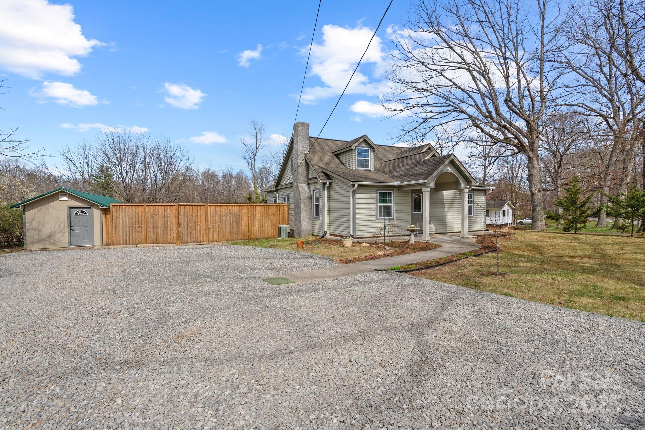 40 W Oakview Road Asheville NC 28806