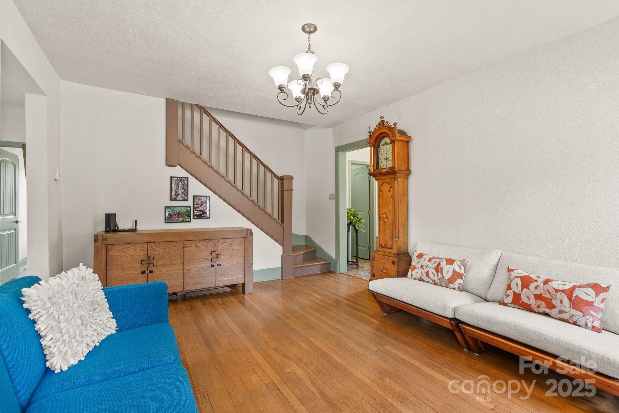 40 W Oakview Road Asheville NC 28806