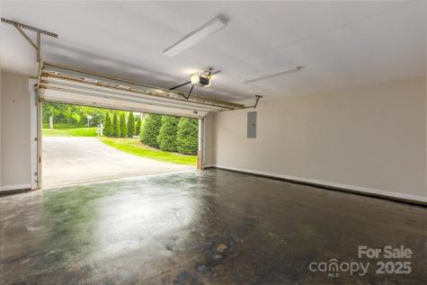 74 Eastmoor Drive Asheville NC 28805
