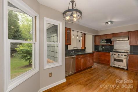 74 Eastmoor Drive Asheville NC 28805