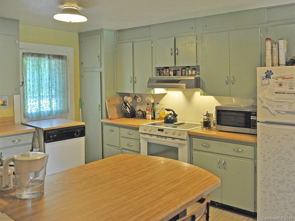410 Monte Vista Road Candler NC 28715