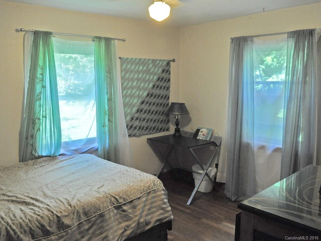 410 Monte Vista Road Candler NC 28715