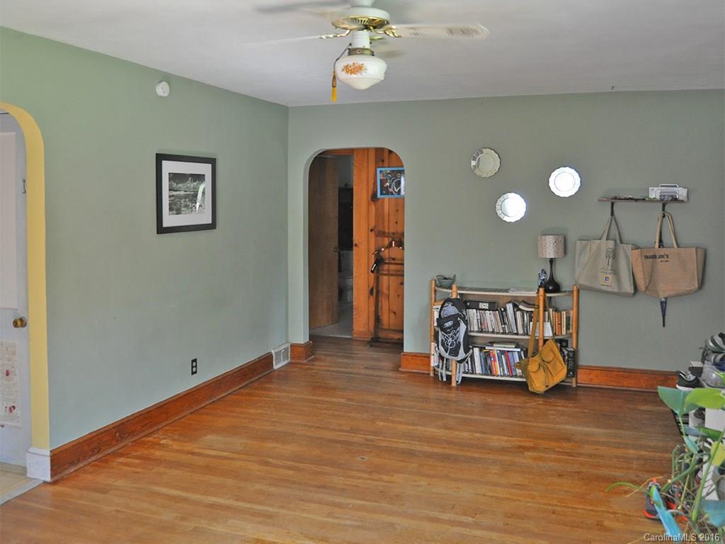 410 Monte Vista Road Candler NC 28715