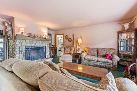 504 Greens Creek Road Sylva NC 28779