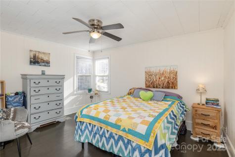 21 Walker Street Extension Columbus NC 28722