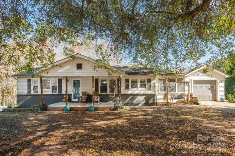 21 Walker Street Extension Columbus NC 28722