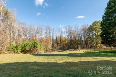 21 Walker Street Extension Columbus NC 28722