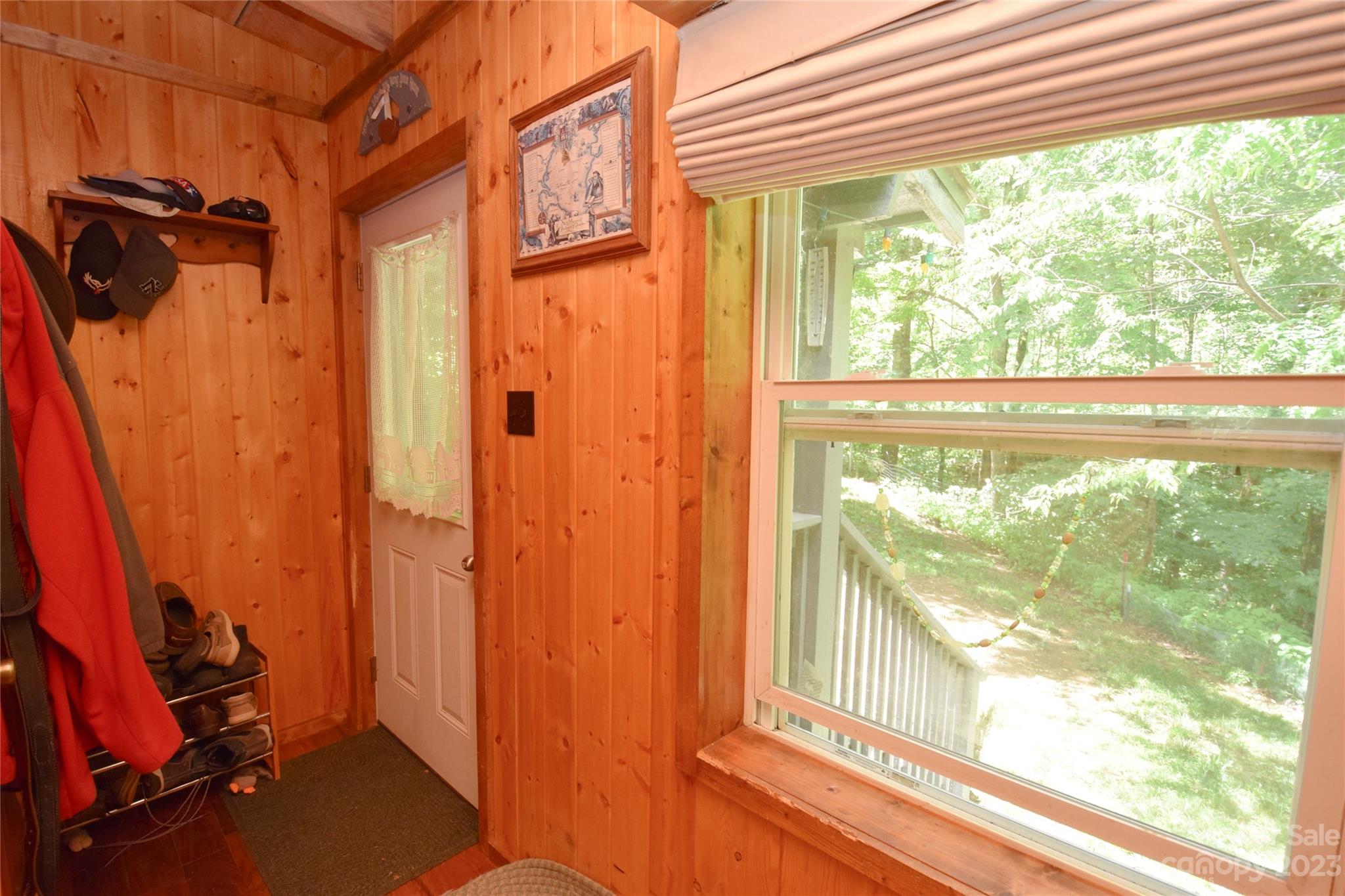 436 Ogles Gap Road Burnsville NC 28714