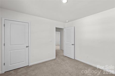 136 Sycamore Springs Drive Statesville NC 28677