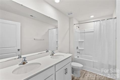 136 Sycamore Springs Drive Statesville NC 28677