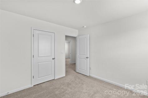 136 Sycamore Springs Drive Statesville NC 28677