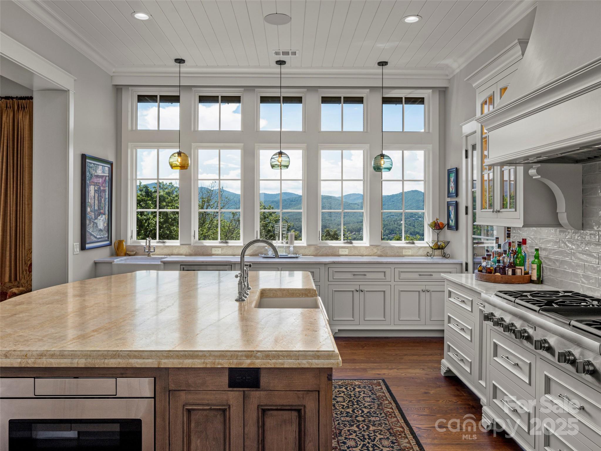 10 Split Rock Trail Arden NC 28704