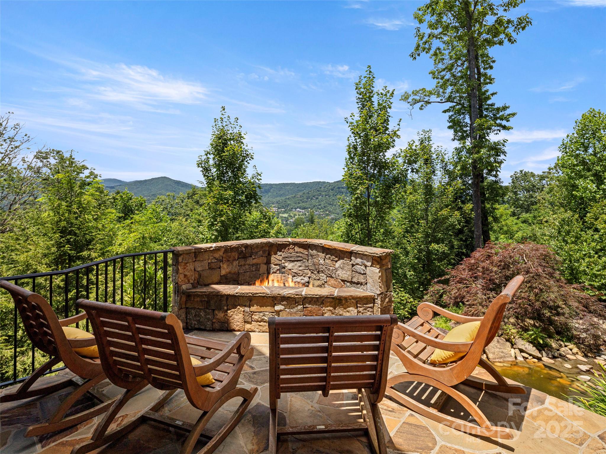 10 Split Rock Trail Arden NC 28704