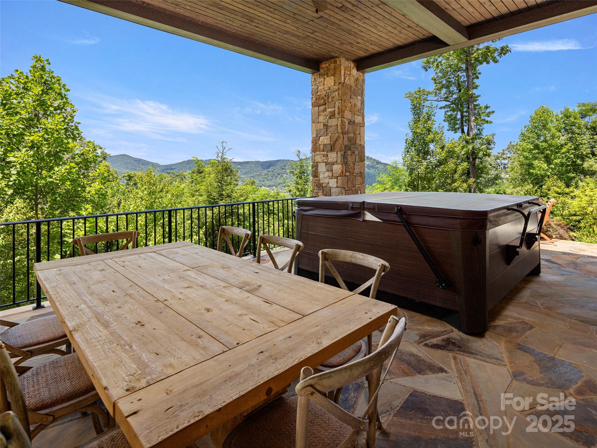 10 Split Rock Trail Arden NC 28704