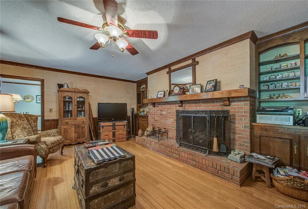 1516 Edinburg Drive Gastonia NC 28054