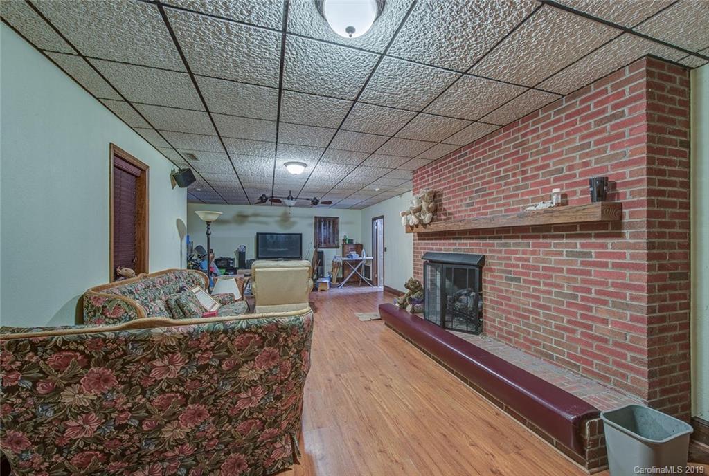1516 Edinburg Drive Gastonia NC 28054