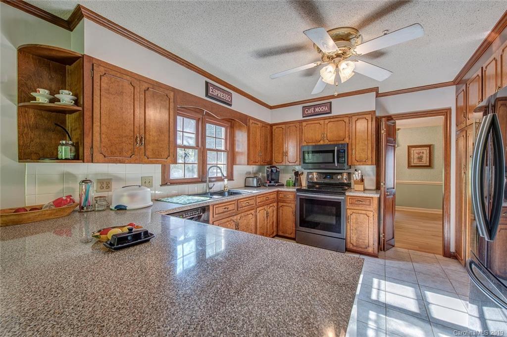1516 Edinburg Drive Gastonia NC 28054