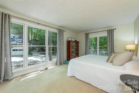 290 Patton Hill Road Swannanoa NC 28778