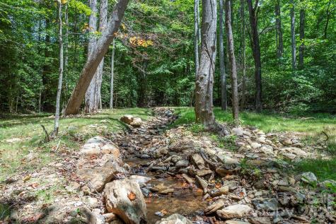 290 Patton Hill Road Swannanoa NC 28778