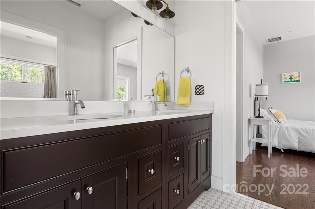 3 Faulkner Avenue Asheville NC 28805