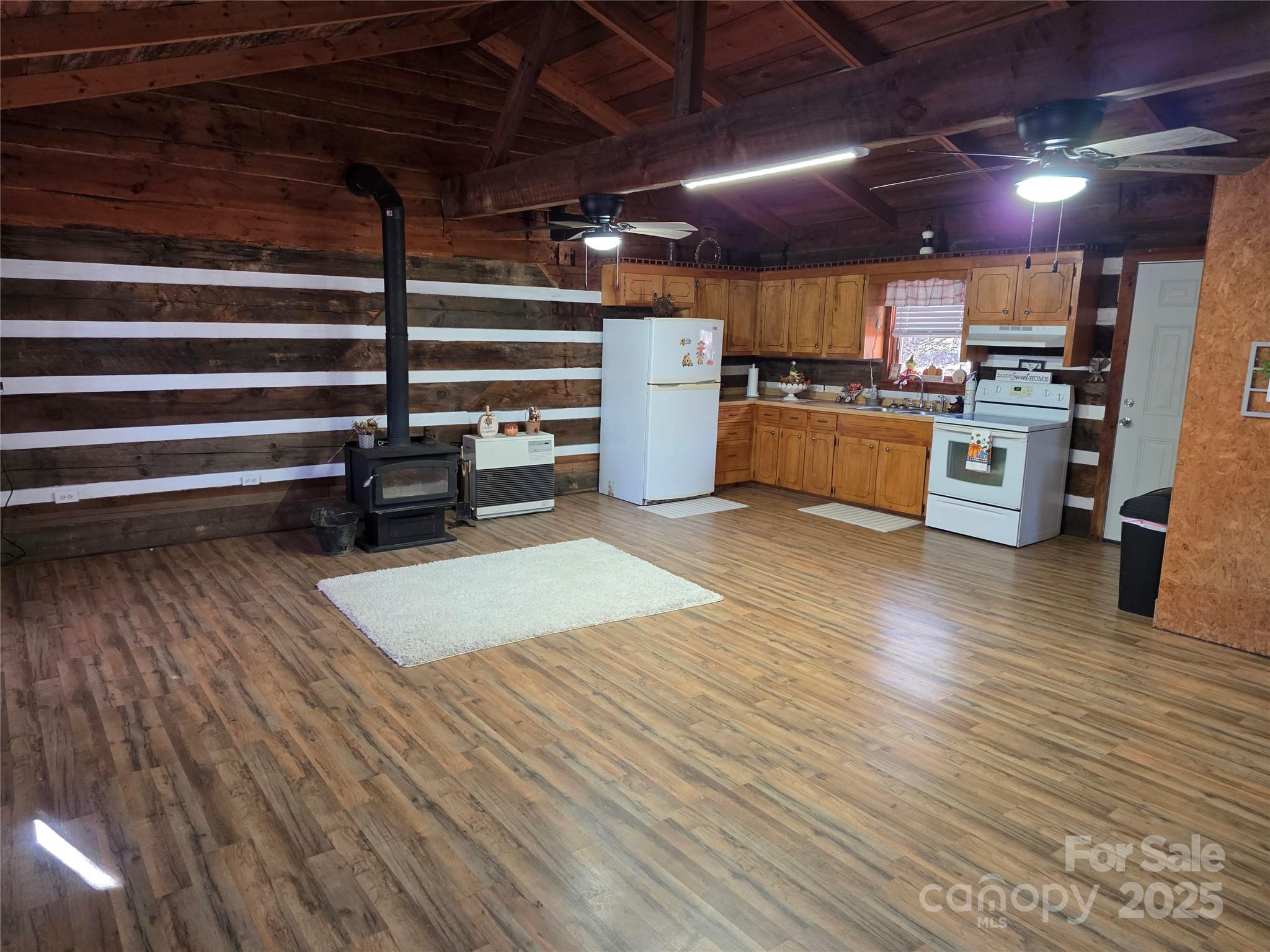 536 Hickory Springs Road Burnsville NC 28714