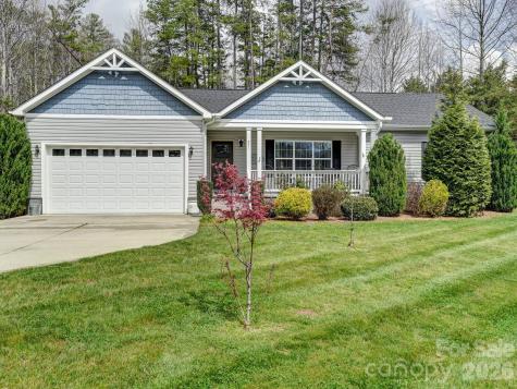 241 West Sunset Ridge Drive Etowah NC 28729