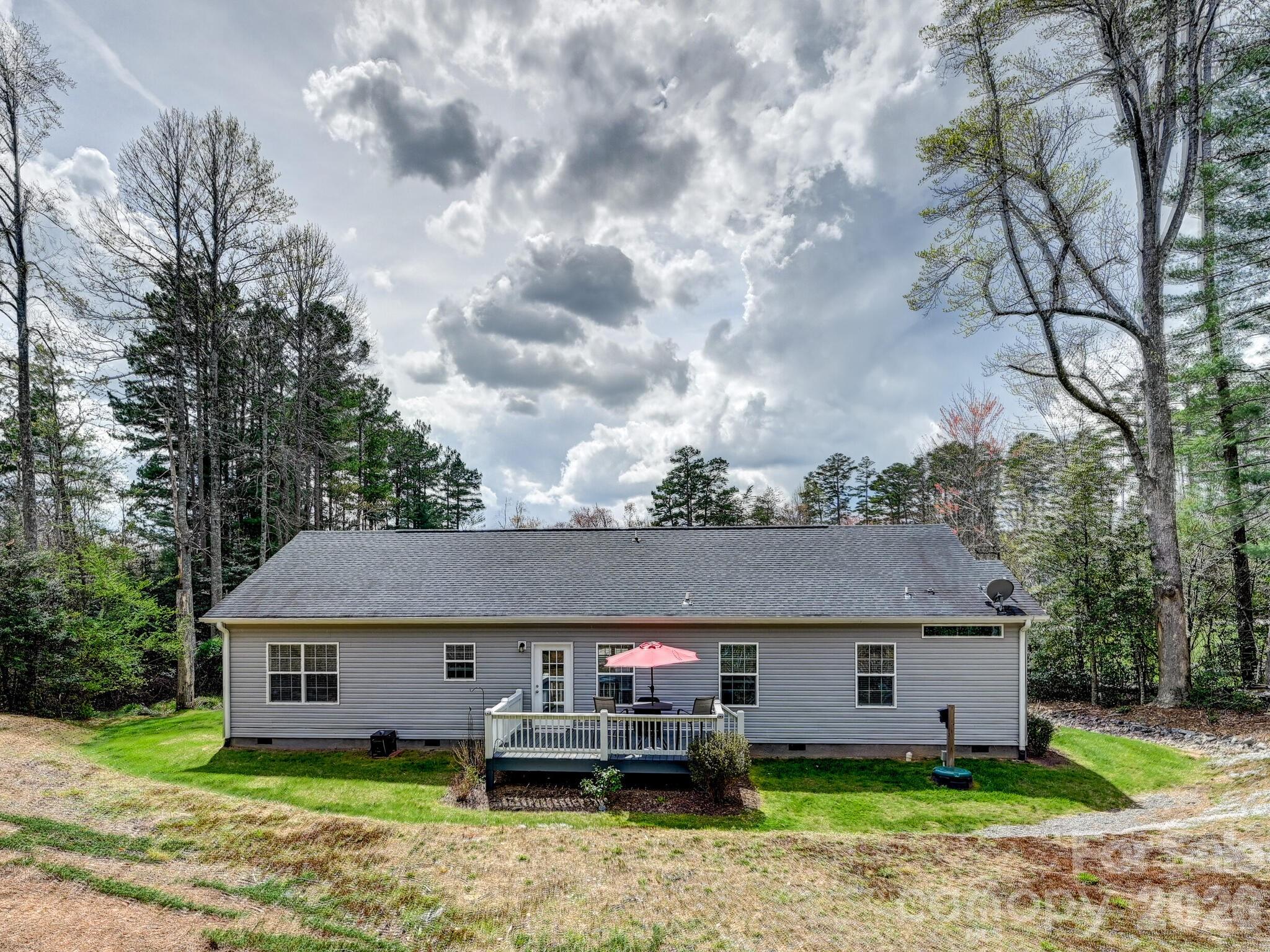 241 West Sunset Ridge Drive Etowah NC 28729