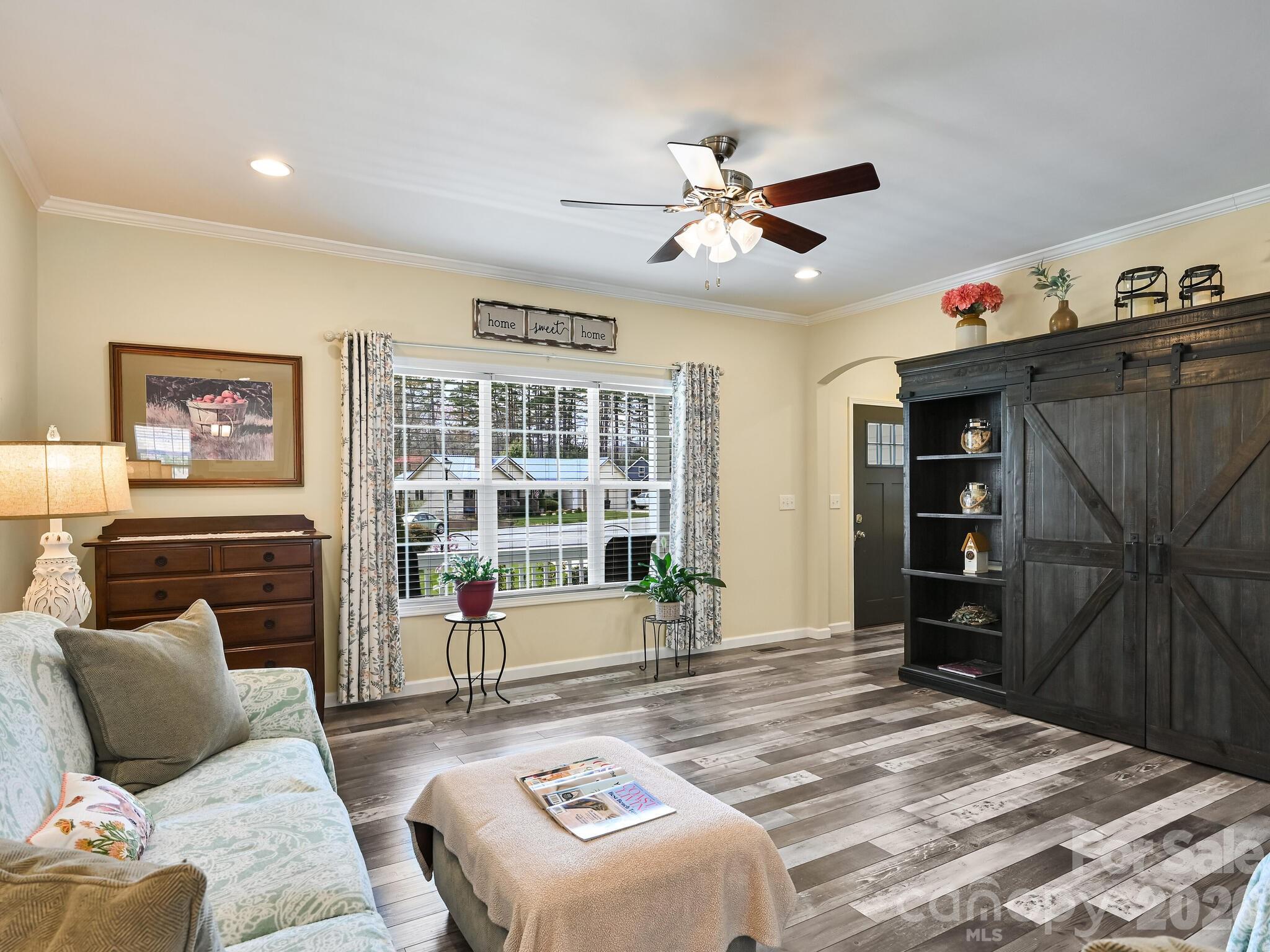 241 West Sunset Ridge Drive Etowah NC 28729
