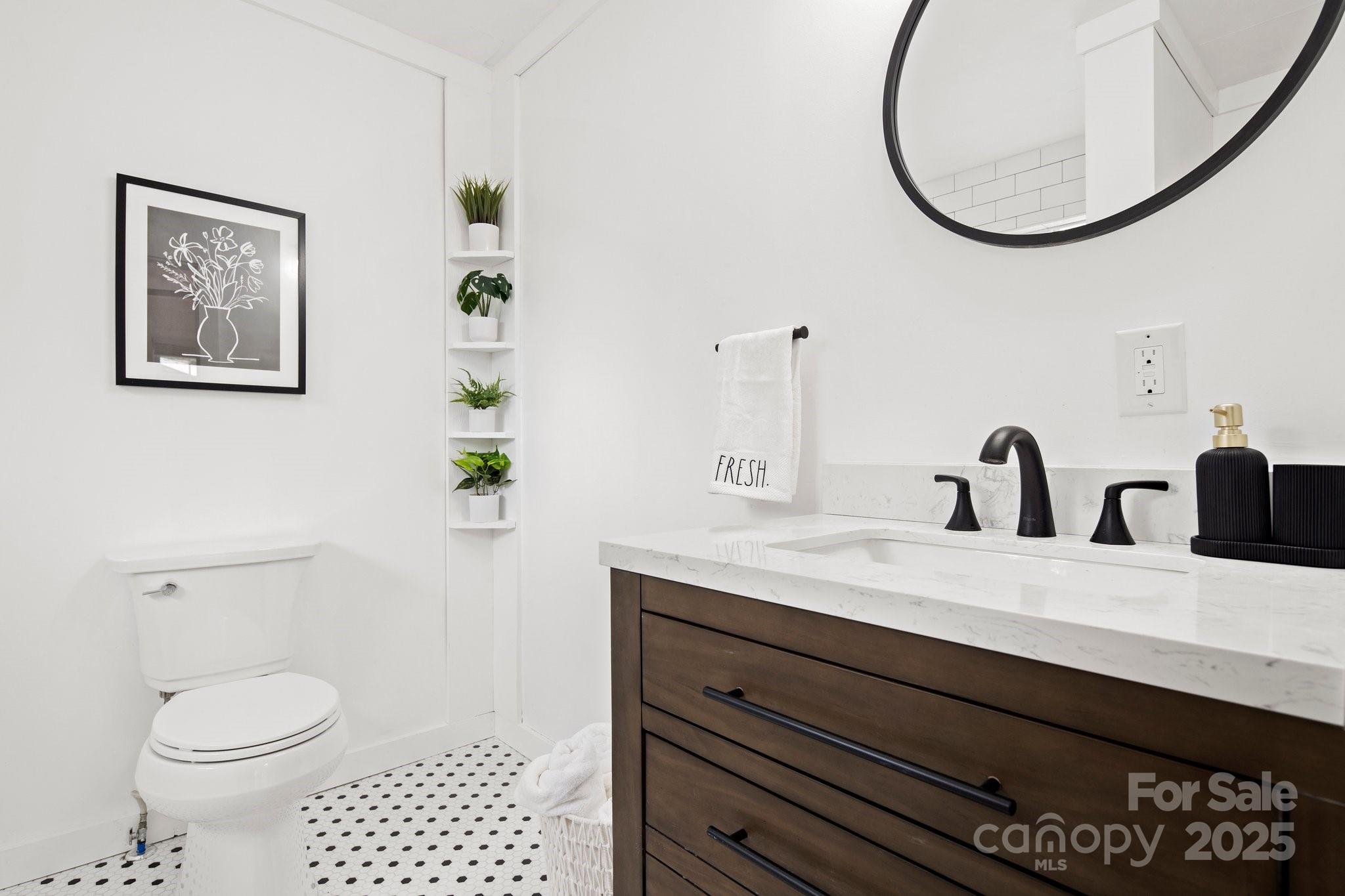 533 Old Nc 20 Highway Alexander NC 28701