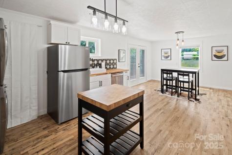 533 Old Nc 20 Highway Alexander NC 28701