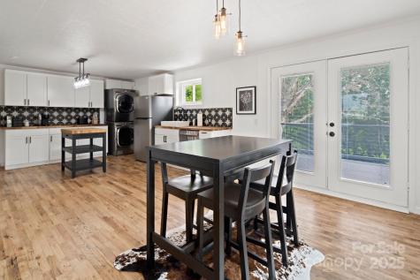 533 Old Nc 20 Highway Alexander NC 28701