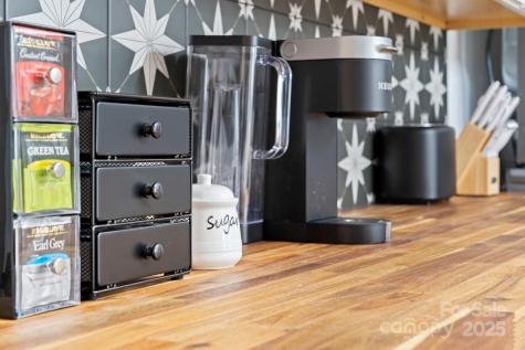 533 Old Nc 20 Highway Alexander NC 28701