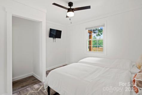 533 Old Nc 20 Highway Alexander NC 28701