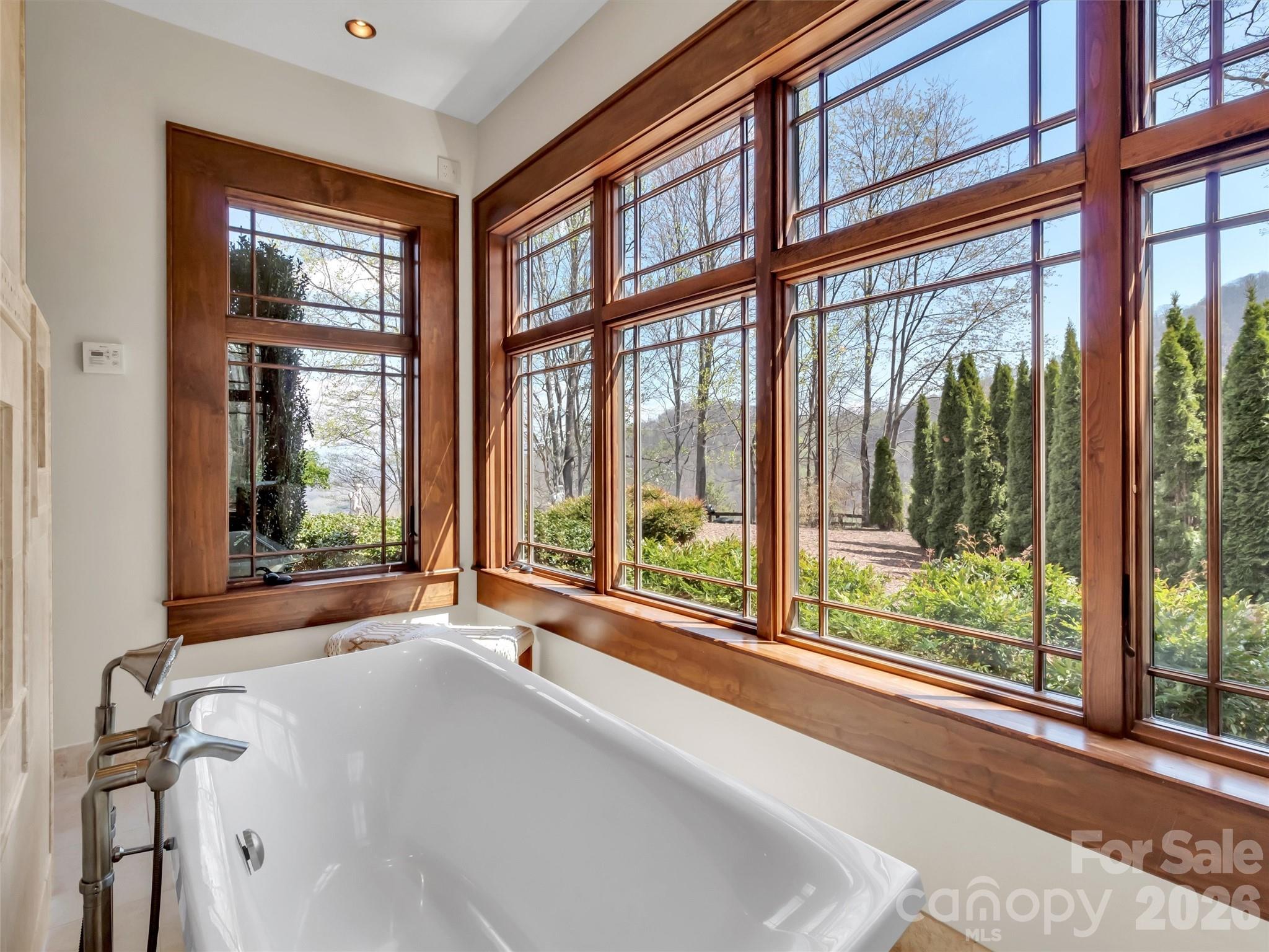 93 Lombard Street Waynesville NC 28786