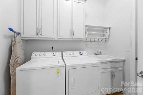 1009 Princessa Drive Matthews NC 28104