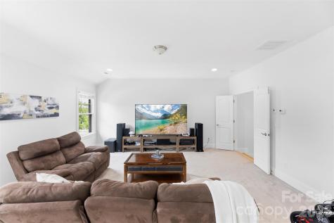 1009 Princessa Drive Matthews NC 28104