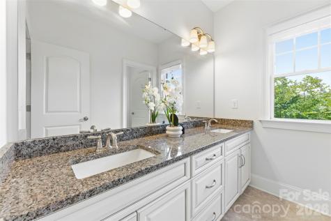 1009 Princessa Drive Matthews NC 28104