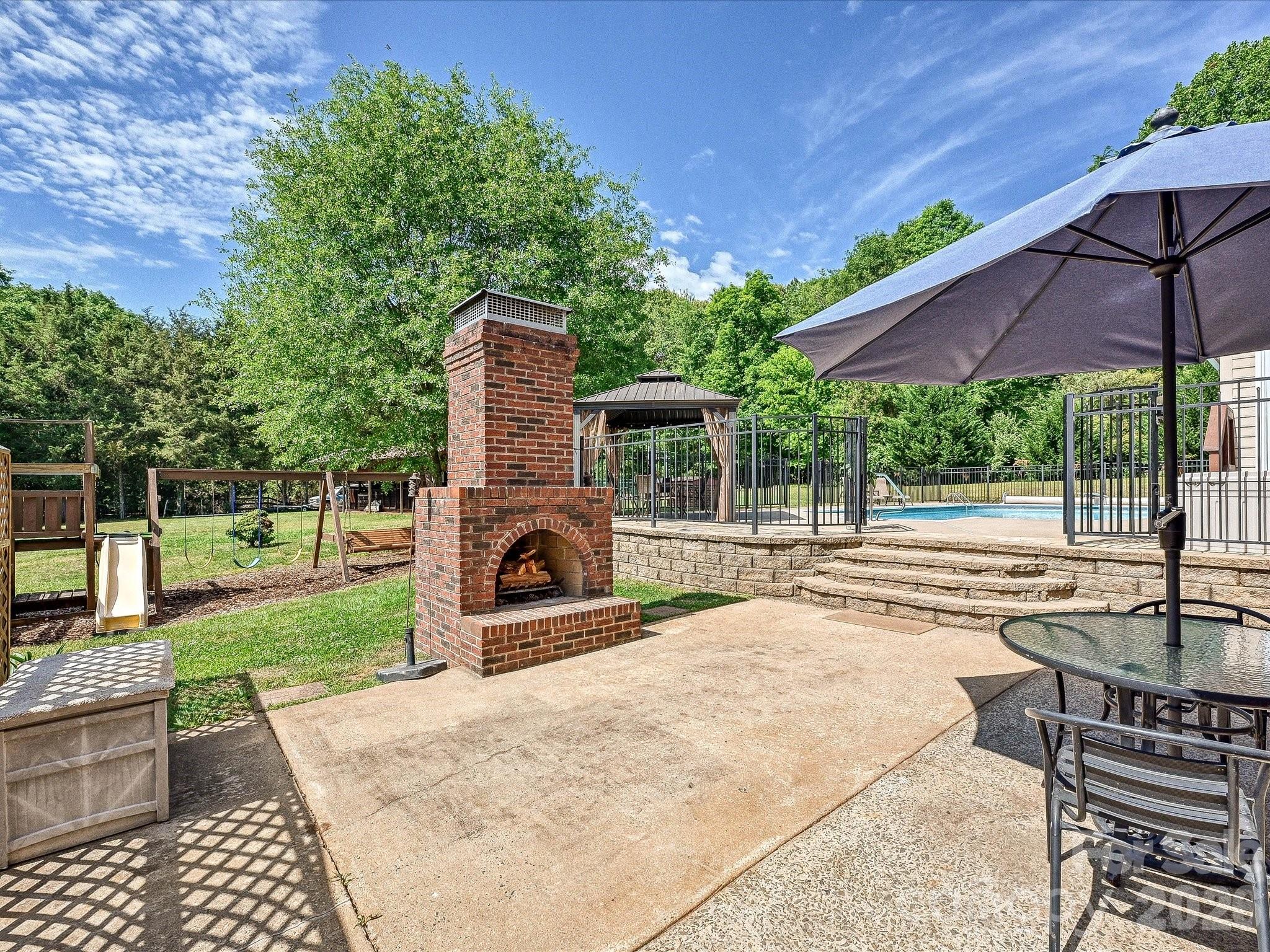 7117 Rock Island Road Charlotte NC 28278