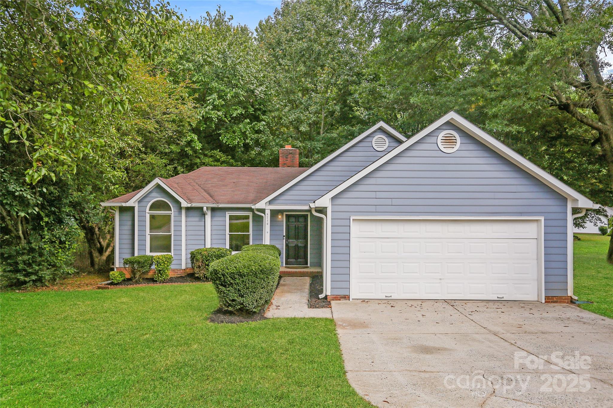 5710 Lambrook Court Charlotte NC 28269