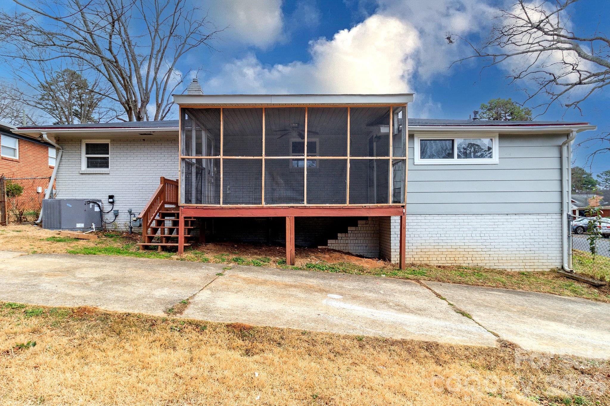 1701 Irma Street Charlotte NC 28216