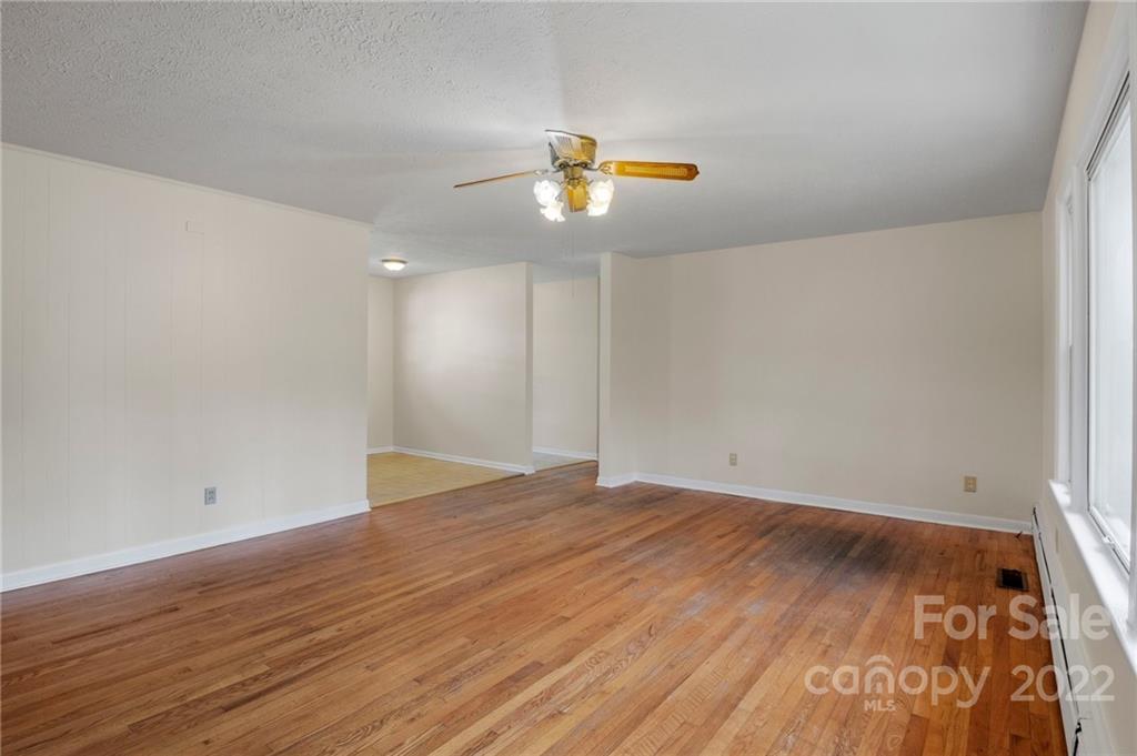 13 Pinehurst Road Asheville NC 28805