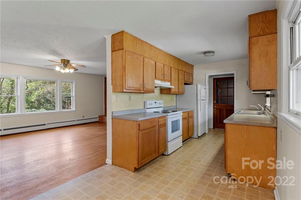13 Pinehurst Road Asheville NC 28805