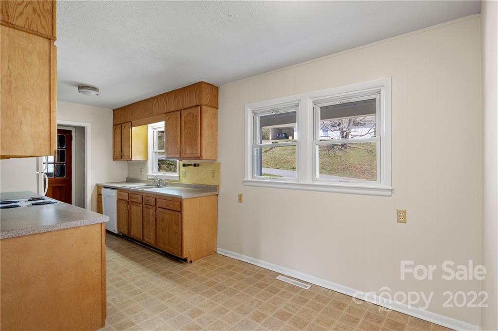 13 Pinehurst Road Asheville NC 28805