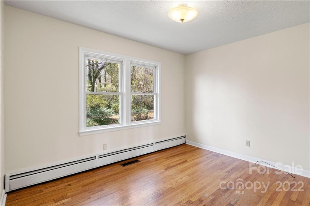 13 Pinehurst Road Asheville NC 28805