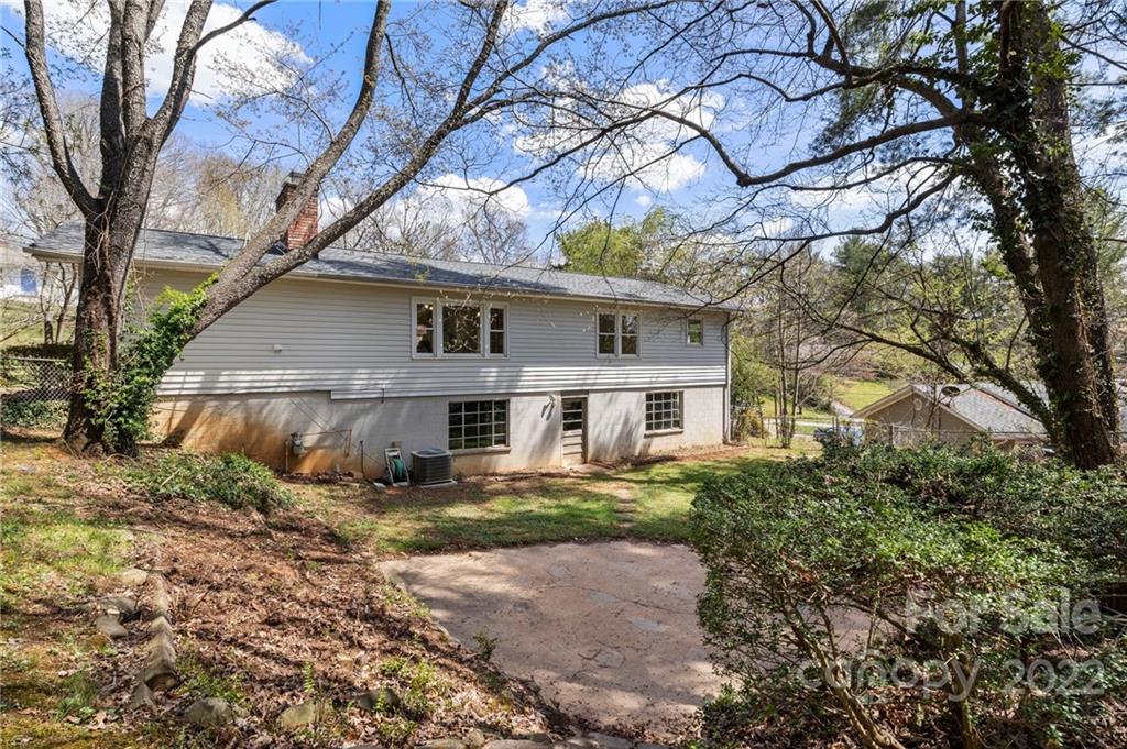 13 Pinehurst Road Asheville NC 28805