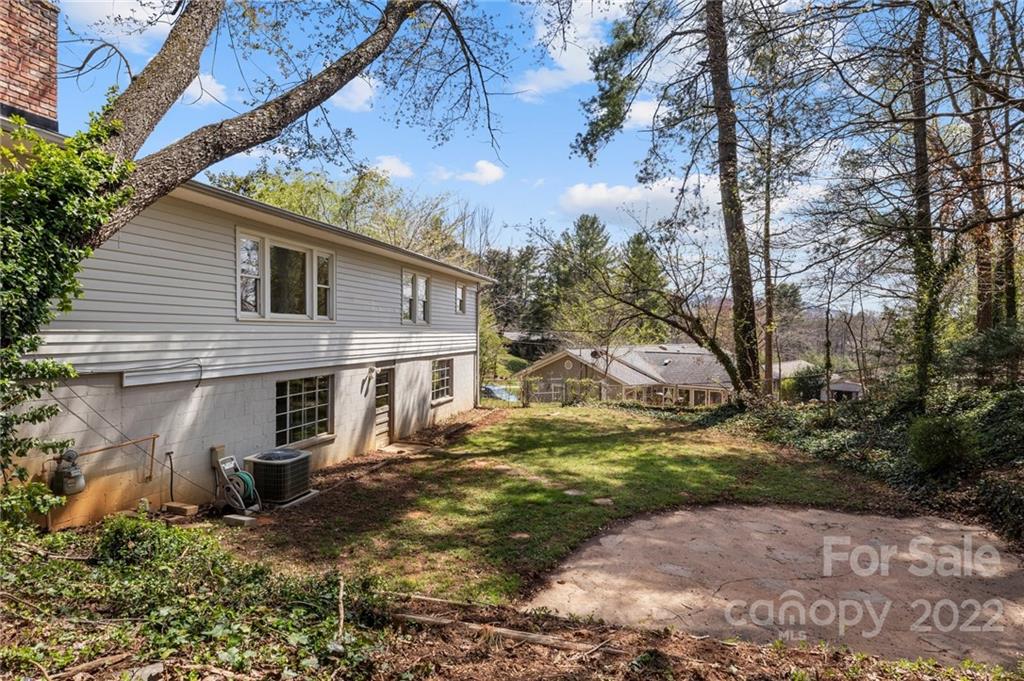 13 Pinehurst Road Asheville NC 28805